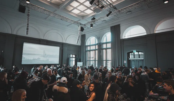 How to Promote Your Next Event Using Influencers: Examples From L’Oreal, GoPro