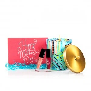 Friday Freebies: Upgrade Your Beauty Routine & Get Your Mother's Day Presents Out Of The Way