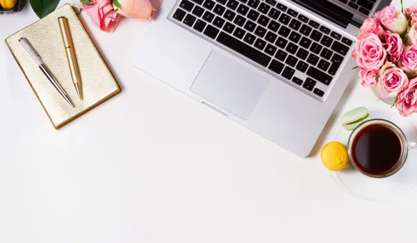 See How This Millennial Turned Her Blogging Hobby into a Six-Figure Full-time Career