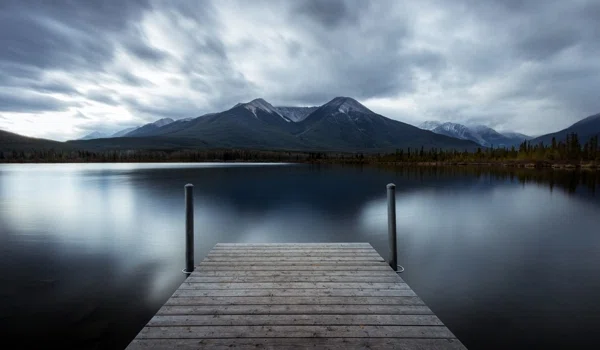Want to Wander the World for Free? See How This Influencer Does It, All Thanks to His Blog.