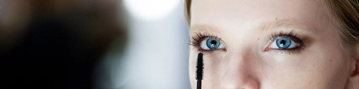 MAC Cosmetics vs. Avon: Which One Is Better?