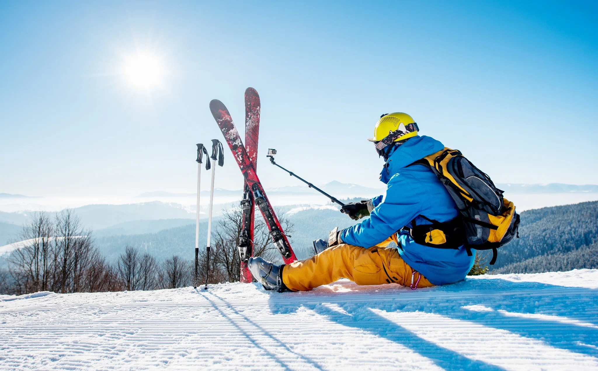 Top 9 Wearables and Smart Gadgets for Skiers and Snowboarders