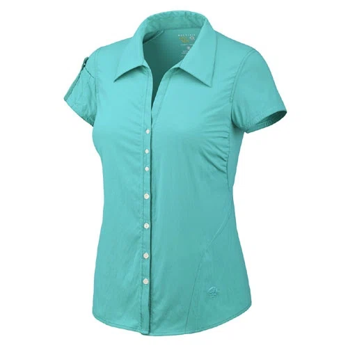 SunnySports Offers Mountain Hardware Shirt For 60% Off