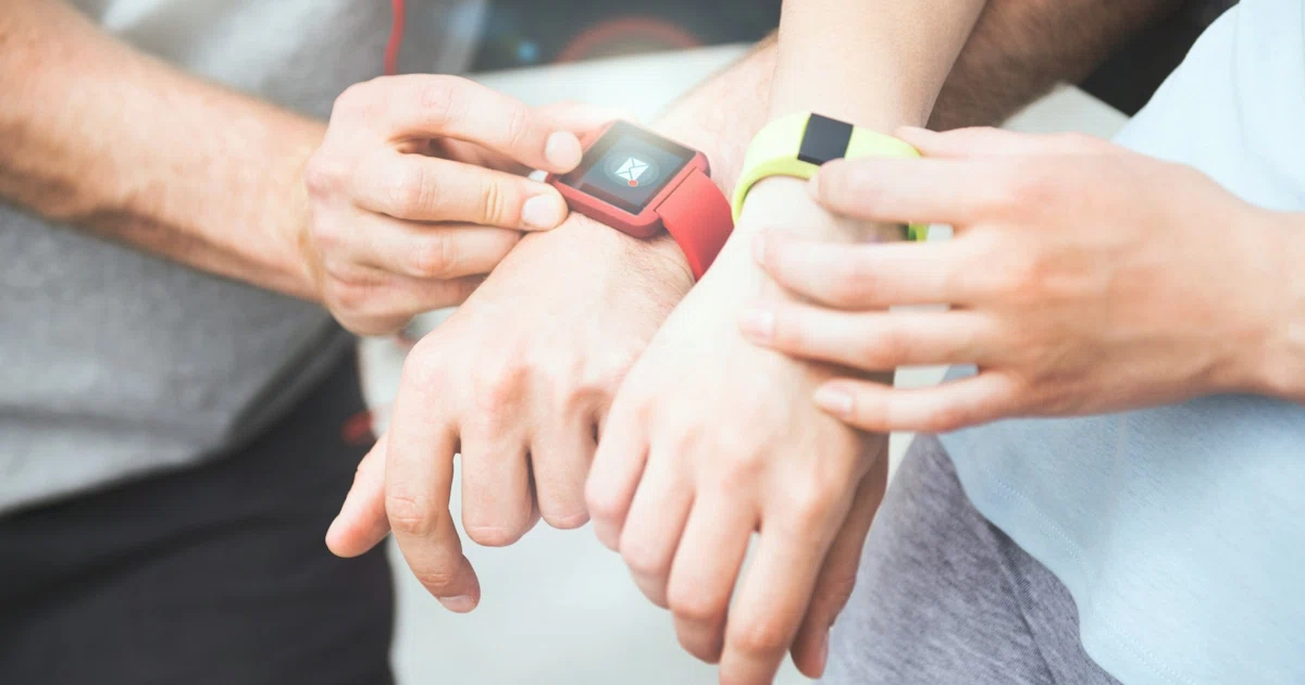 The Best Fitness Trackers for Seniors