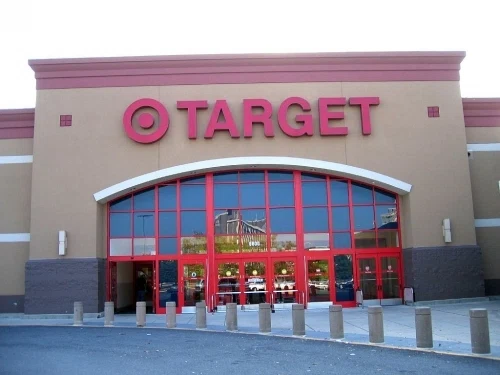 The Insider's Guide To Mastering Target's Sales, Clearances, And Deals
