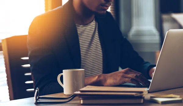 Adam Bryan of Urban Tastebud Runs His Blog Like a Business. Here's How He Does It.